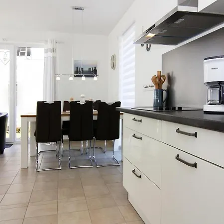 Ferienhaus, *