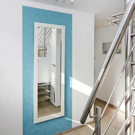 Ferienhaus, *